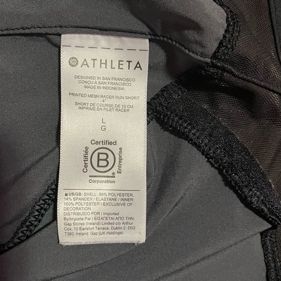 Athleta Racer Run Shorts Women’s Size Large Black Camo 4” - Picture 13 of 13